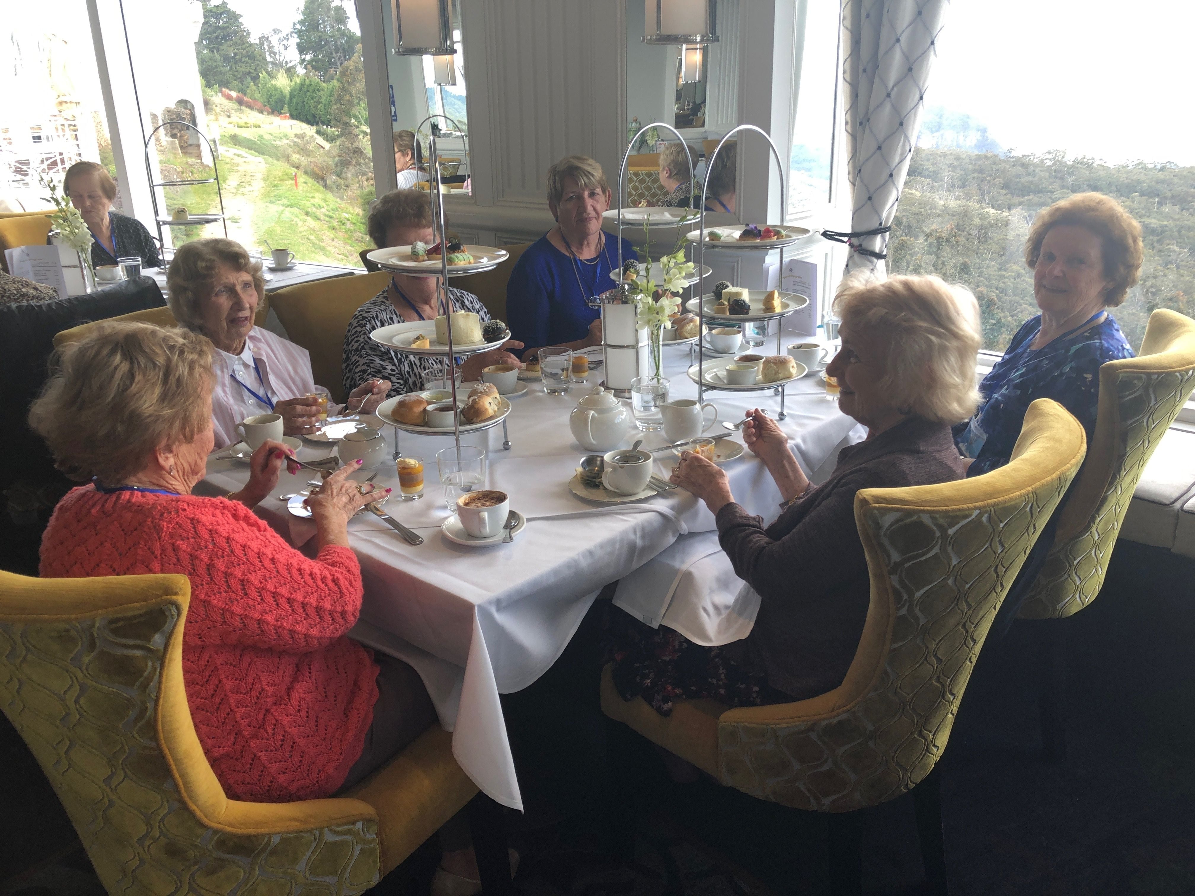 Hydro Majestic Public Day Tour Image -5da92681d0d0c